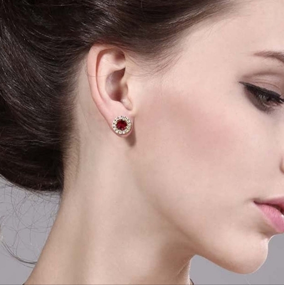 1.59ct Red Ruby Yellow Gold Silver Diamond Earrings 925 Gift Anniversary - Picture 3 of 3